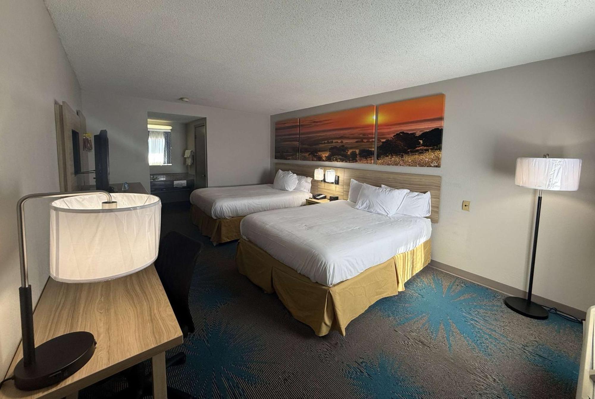 Days Inn By Wyndham Hannibal Buitenkant foto